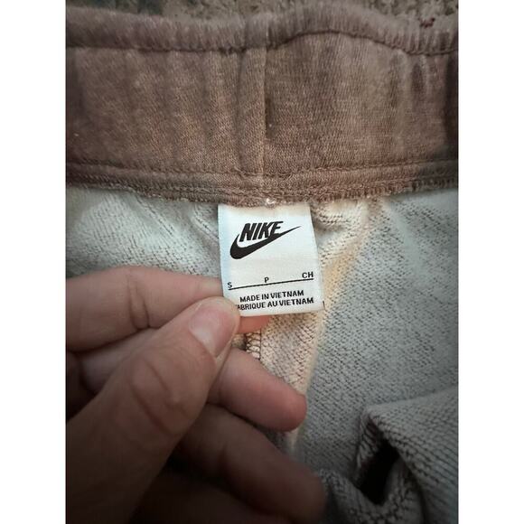NIKE Men's Beige Club Fleece Joggers Athletic Pants Size Small - Picture 6 of 6